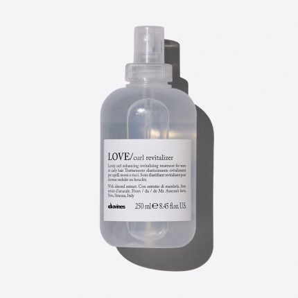 DAVINES GAIVINANTIS GARBANŲ PURŠKIKLIS PH: 6 | LOVE CURL